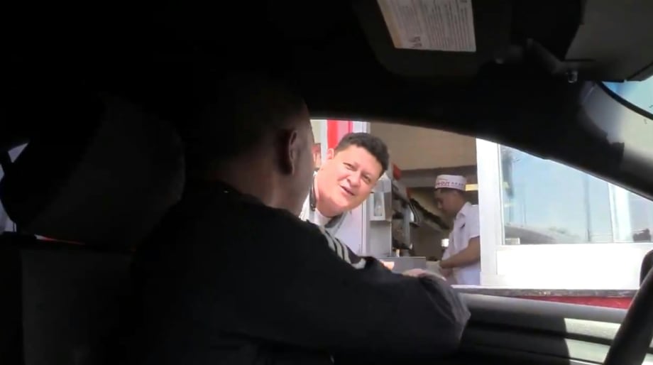 Video: LAPD Officers Buy Lunch for Families to "Pay it Forward"