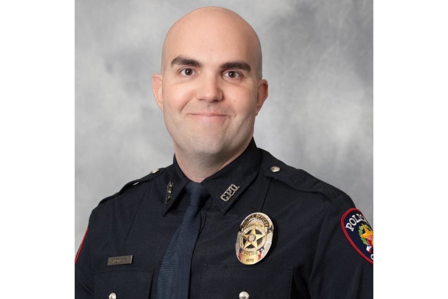 TX Officer Killed in Crash on Turnpike