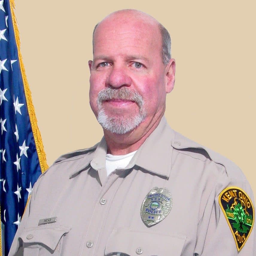 Ohio Officer Named "Employee of the Week" for Refusing "Bribe" of Girl Scout Cookies