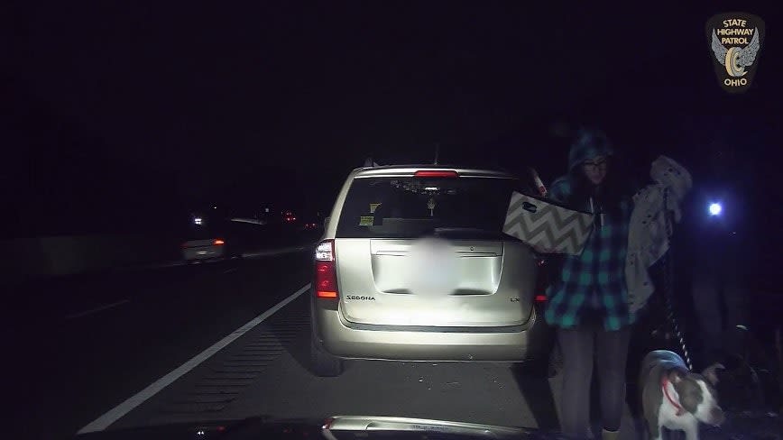 Ohio Trooper Drove Stranded Student and Her Dog Home for Thanksgiving