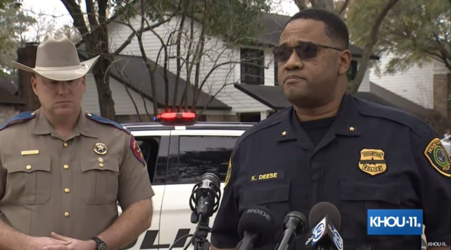 TX Man Who Stabbed Police Dog Sought in Father's Death