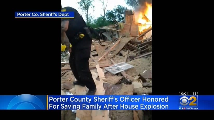 IN Lieutenant Receives Medal of Honor for Response to House Explosion