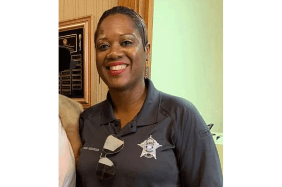 Deputy Donna Richardson-Below of the DeSoto Parish (LA) Sheriff's Office was killed Tuesday in an on-duty crash. (Photo: DeSoto Parish SO/Facebook)[|CREDIT|]