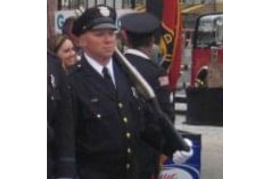 Cleveland Detective Killed in Shooting, Suspects in Custody