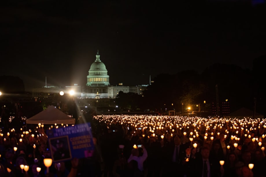 34th Annual NLEOMF Candlelight Vigil Honors the Fallen
