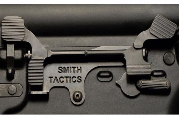 Smith Tactics Offers AR-15 Accessories