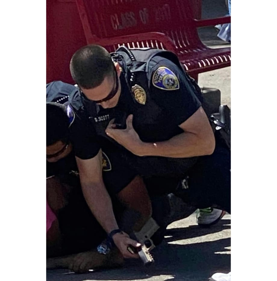 CA SRO Disarms Student During Fight at High School