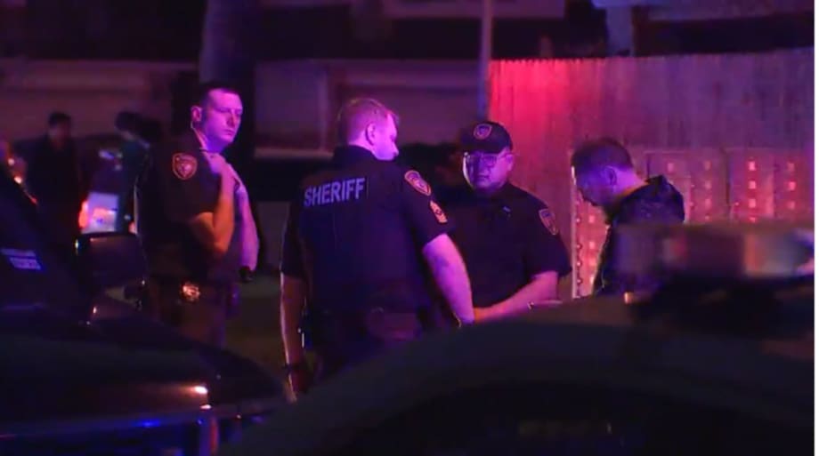 2 TX Deputies Shot, Gunman Killed