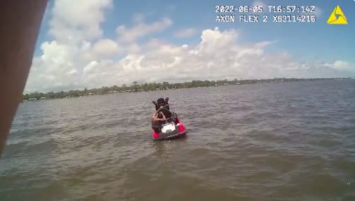 FL Deputies Borrow Boat to Foil Jetski Theft
