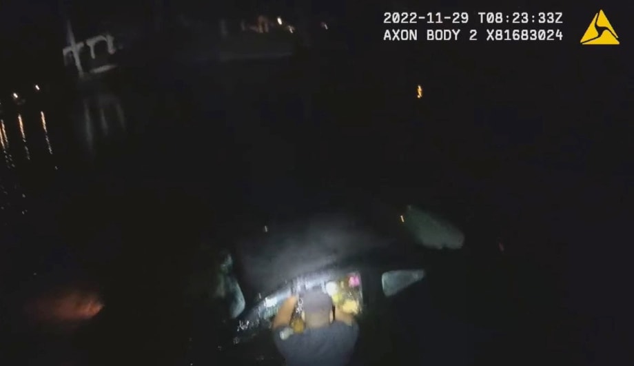 Video Shows FL Officer Saving Woman from Sinking Car