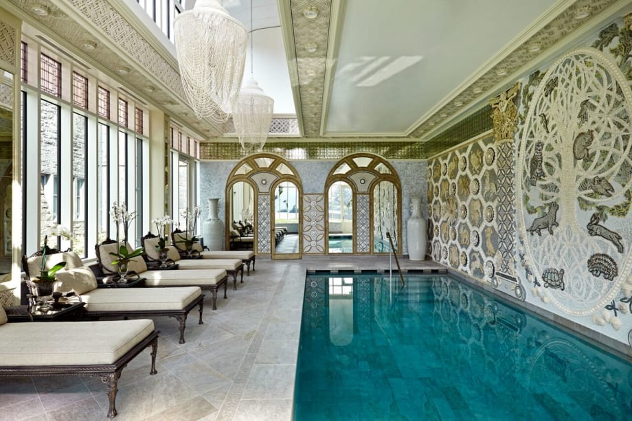 SPA TOUR: Fit For A King