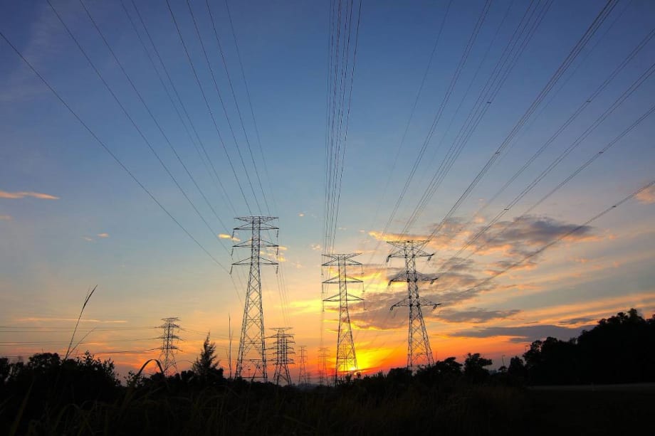 EV Mandates Jump Ahead of Energy and Charging Resources
