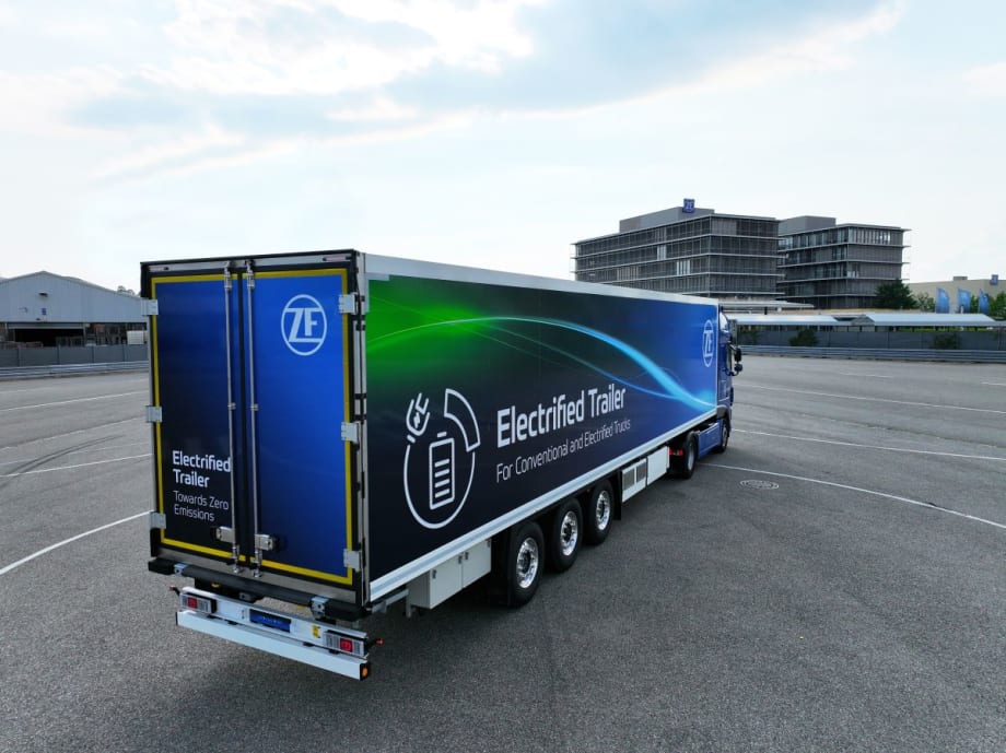 Experimental ZF powered truck trailer.