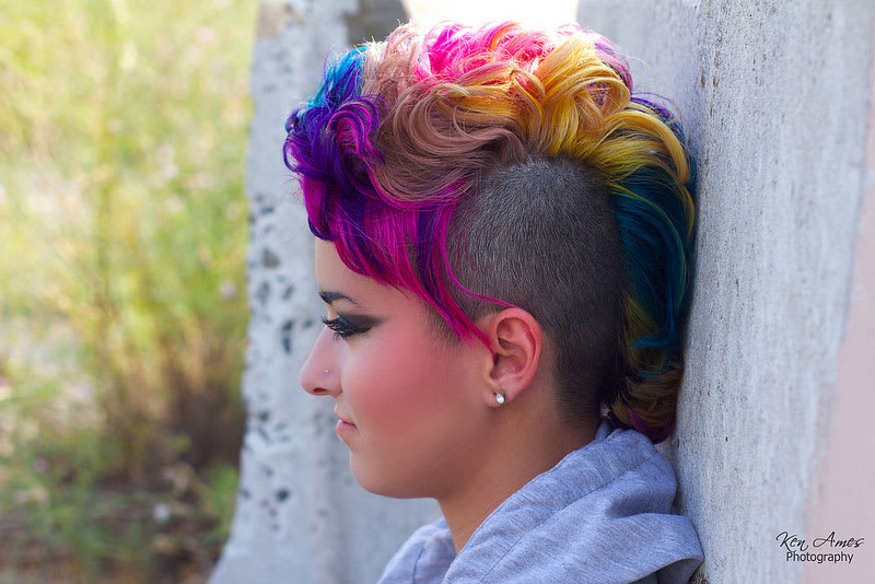Magenta and Violet 'Hawk For Her: Get the Color Formula