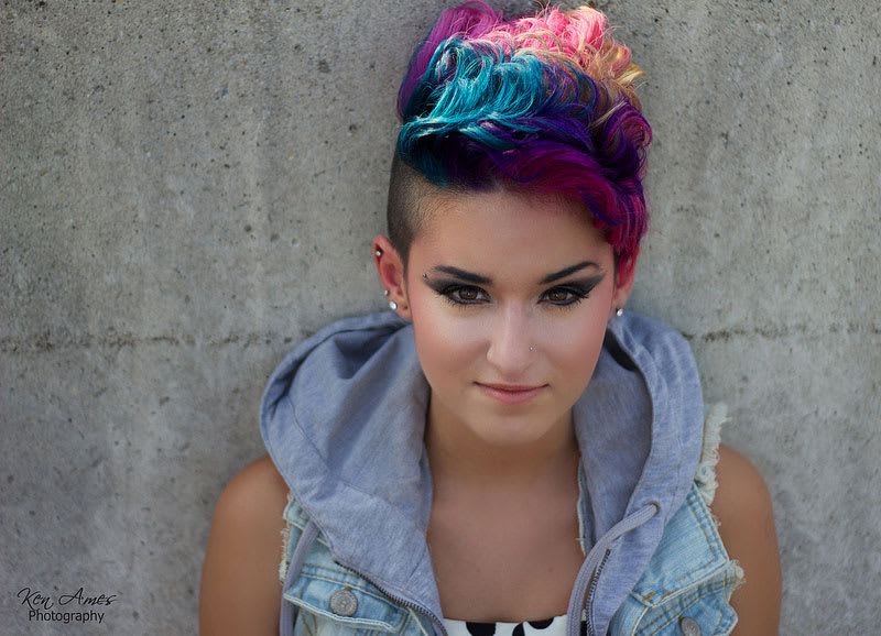 Magenta and Violet 'Hawk For Her: Get the Color Formula