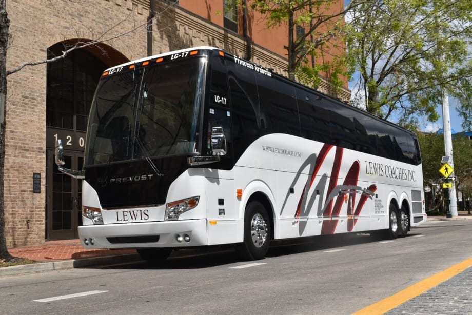 Lewis Coaches Adds a Prevost H3-45