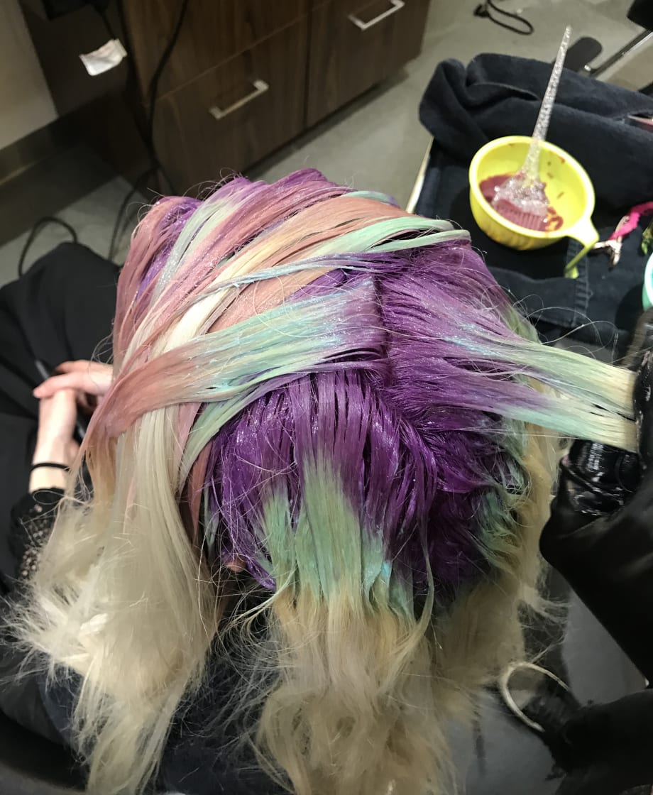 FORMULA: Trendy "Gem Roots" using Pravana VIVIDS Crystals