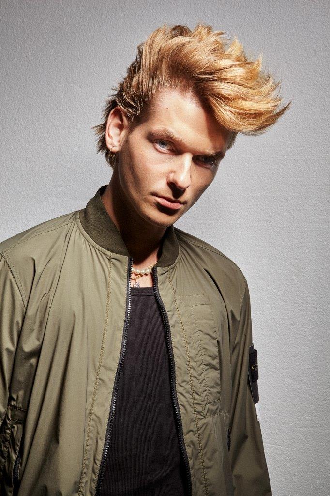 Good Sports: Men's Collection of Cuts and Styles from Simon Shaw and PROJECT: Men