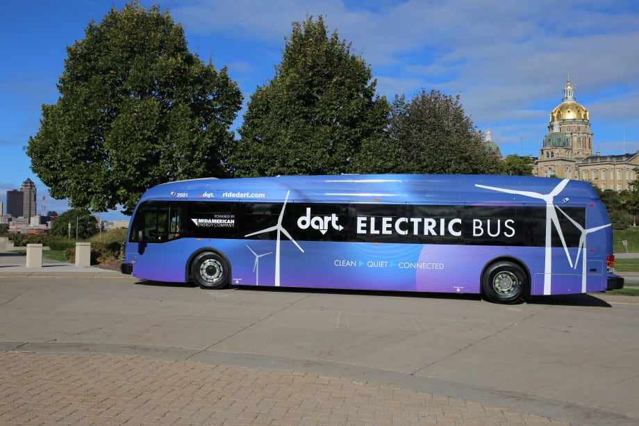 Iowa's DART Adds First Proterra Battery-Electric Bus