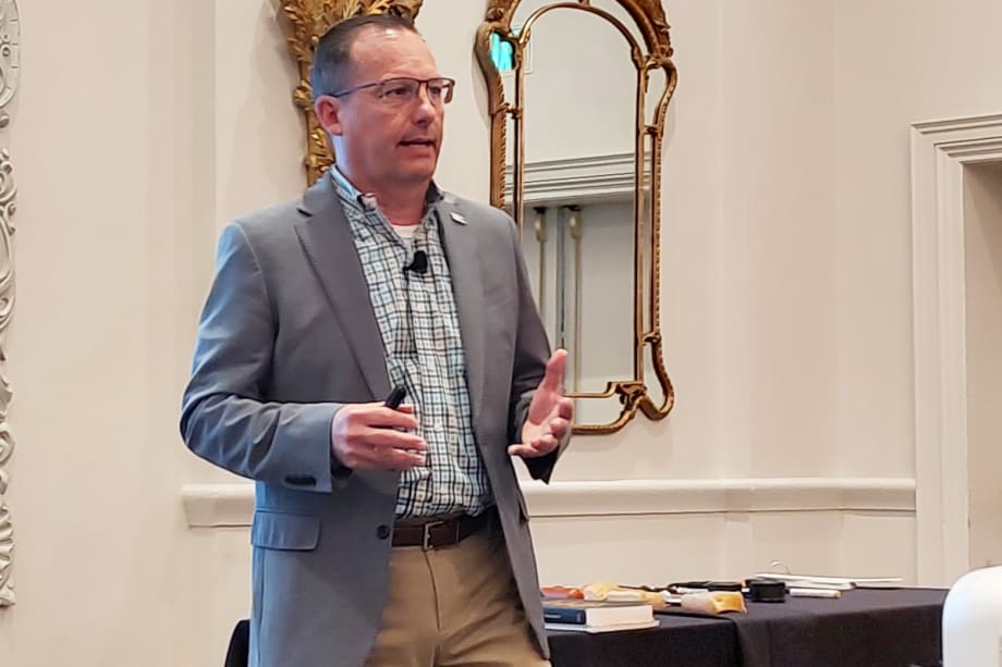 NACFE’s Roeth Digs into Sustainability Options at PSI Event