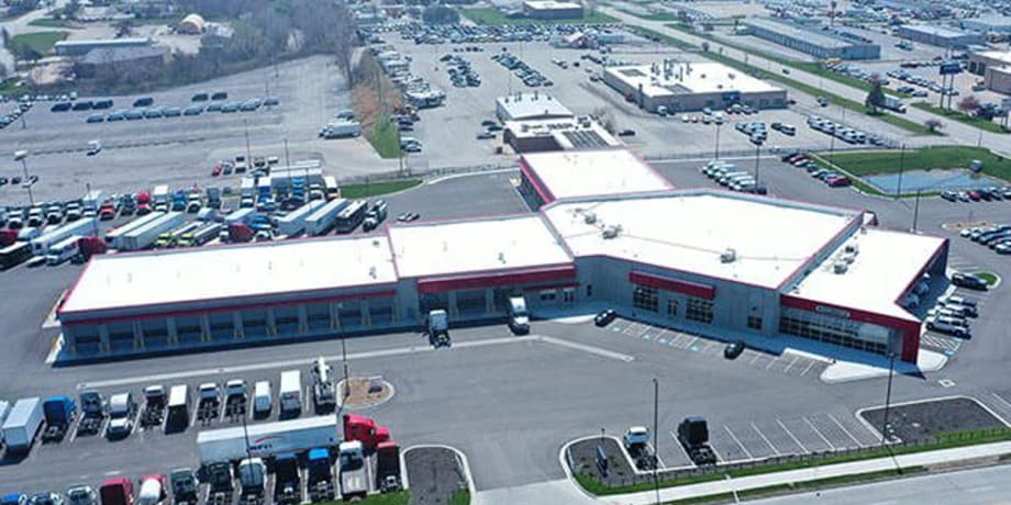 Penske Acquires Commercial Truck Retailer