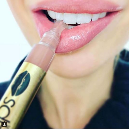 Enhancing Your Client's Lashes, Eyebrows and Lips - Naturally