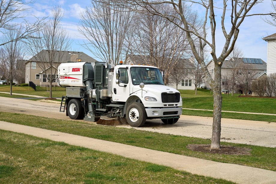 Elgin Sweeper Debuts RegenX1