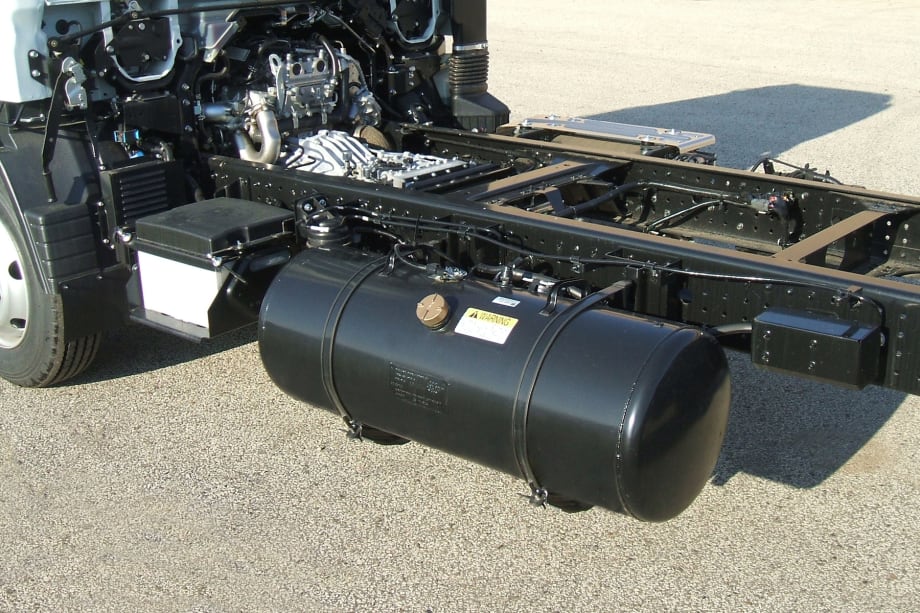 Mitusbishi Fuso Offers Side-Mounted Fuel Tank Option for 2013 Canter FE
