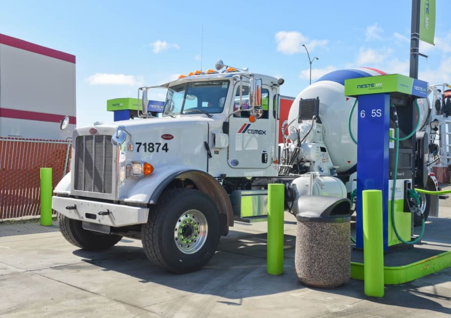 Study Finds Biofuel a Cost-Competitive Option for Trucking Fleets