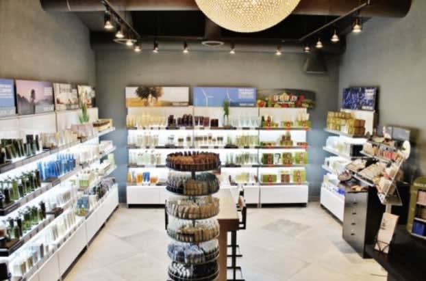 Service Spotlight: Aveda's Tulasara Dual Exfoliation Peel at Spa Bleu, West Dundee, Illinois