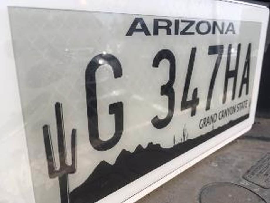 Arizona Expands Digital License Plate Option to All Drivers