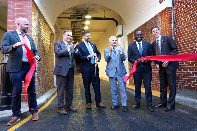 RIPTA, Officials Celebrate Reopening of Renovated East Side Tunnel	