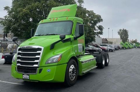 RoadEx Adds Natural Gas Trucks Through Adopt-A-Port