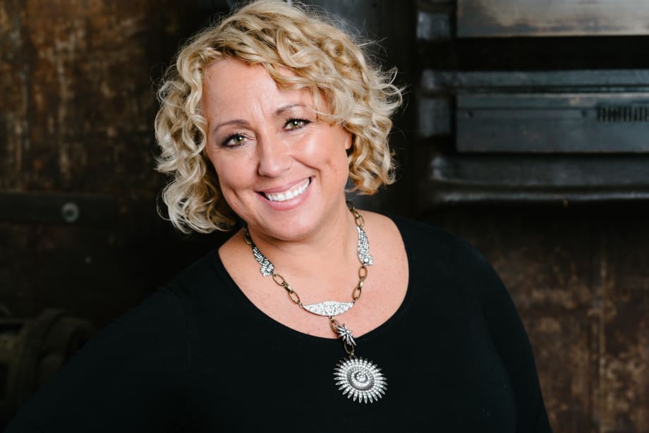 2017 MODERN SALON 100: Robin Marie Sjoblom @southerncurlatl