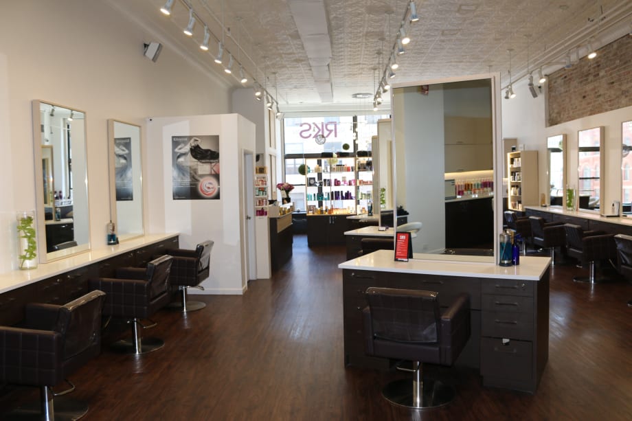 Salon Tour: Roman K Salon