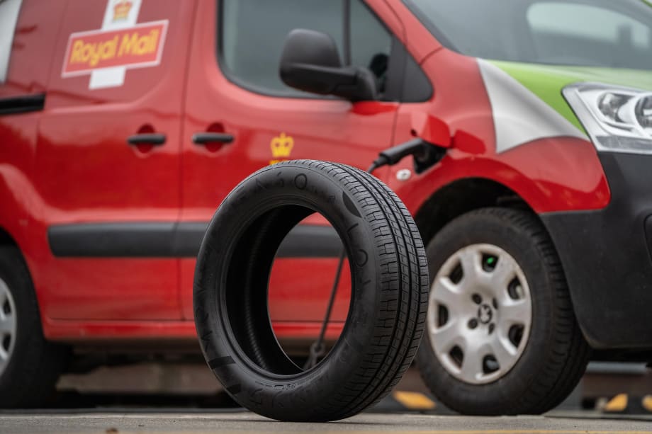 UK's Royal Mail Fleet Trials Emission-Reducing Tires