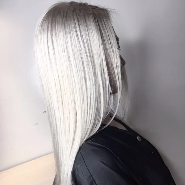 COLOR CORRECTION: Old-Fashioned to Icy Level 10 Blonde