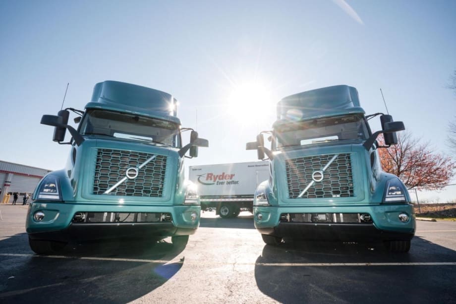 Ryder Deploys Volvo VNR Electric Trucks