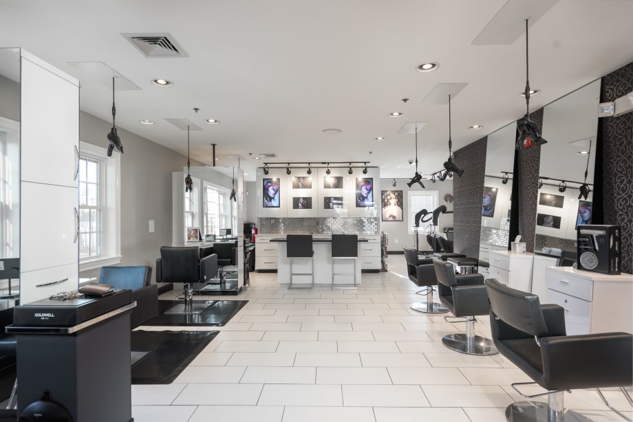 Salon Features Designed with the Stylist In Mind