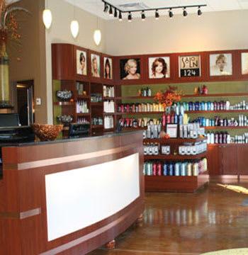 Salon of Distinction: Salon 124
