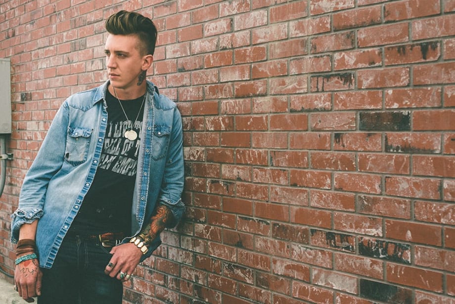 Which Angle Should You Use for Clipper-Over-Comb Haircuts? Horizontal or Vertical?