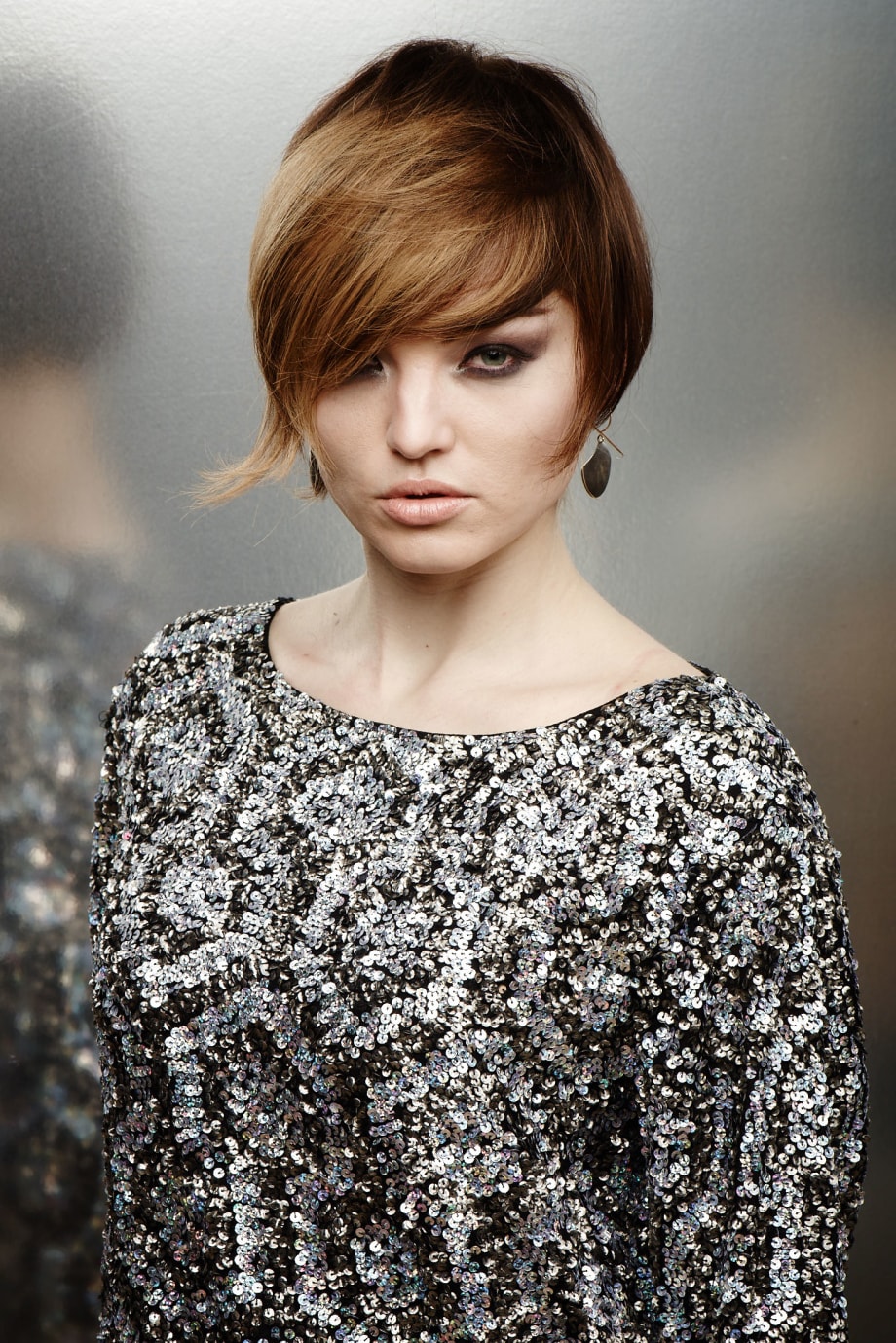 How-To: Sam Villa's Dual Identity Grown-Out Pixie Cut