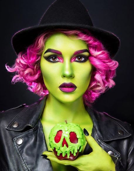 25 Halloween Makeup Looks to Scream Over