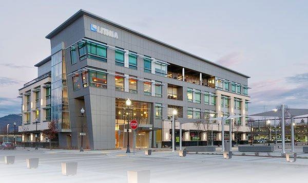 Lithia Motors Predicts End to New-Vehicle Shortage