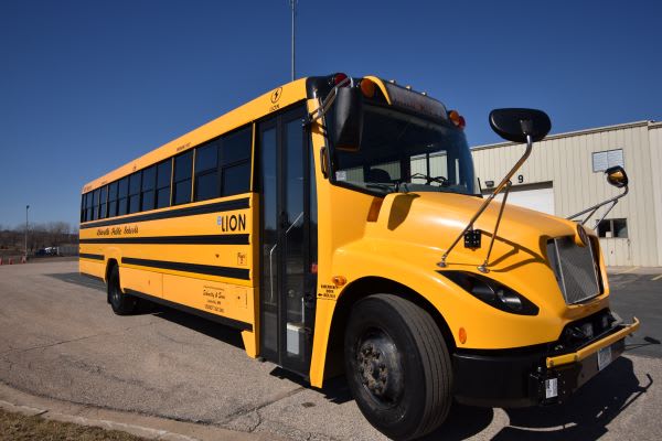New to Electric School Bus Adoption? Experienced Operators Share 6 Tips