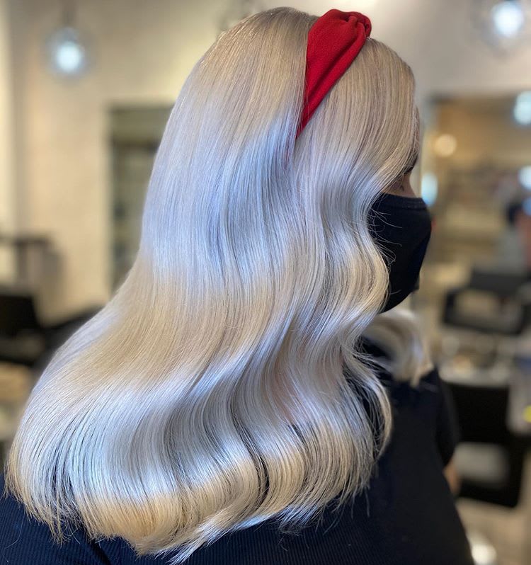 Stronger Holiday Hair: New OSiS+® Finishing Spray and OSiS+ Magic