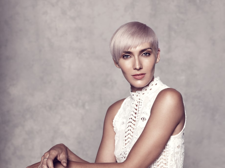 Simply Stunning: Lifestyle Cuts, Color and Styling