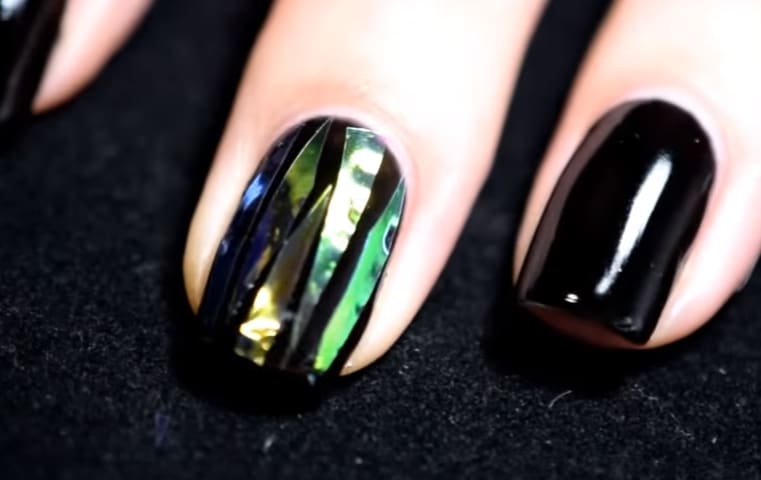 Shattered Glass Nail Art