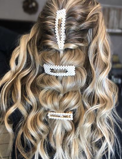 Styling How-To: Topsy Tail Pull-Through Braid with Waves