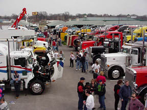 Beauty Trucks Shine in Louisville